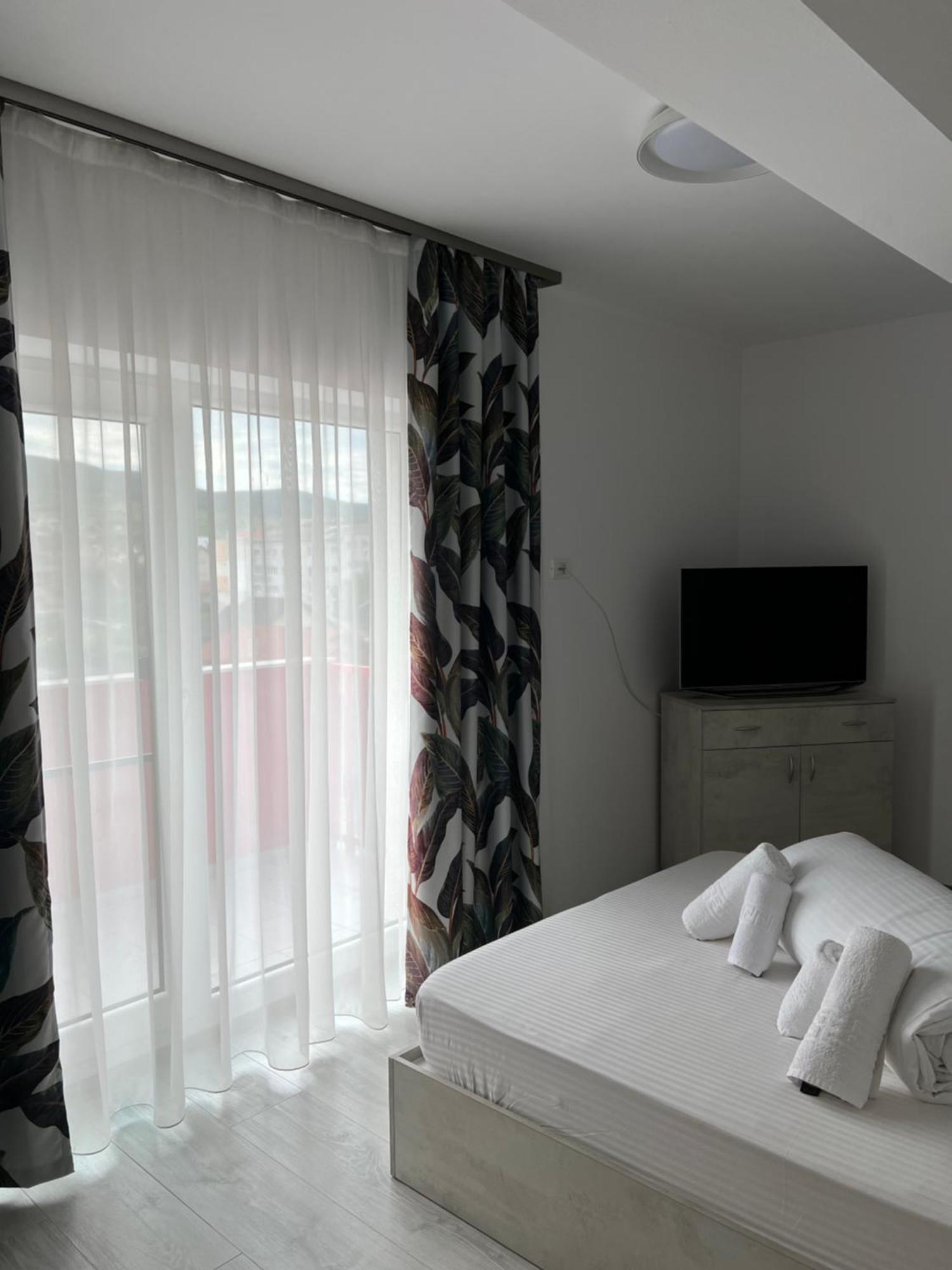 Apartament Anais Alba Iulia Esterno foto